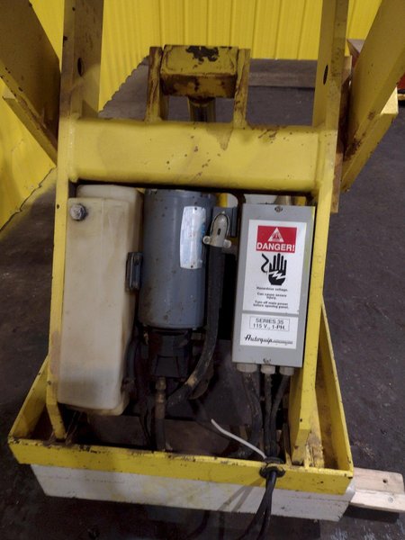 2,500 LBS X 30&quot; X 48&quot; AUTOQUIP MODEL #36S25 HYDRAULIC SCISSOR LIFT TABLE, SINGLE PHASE 110V: STOCK #19783