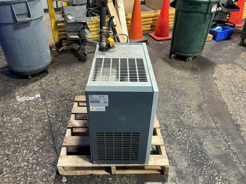 ATLAS COPCO AIR DRYER  -  FD50