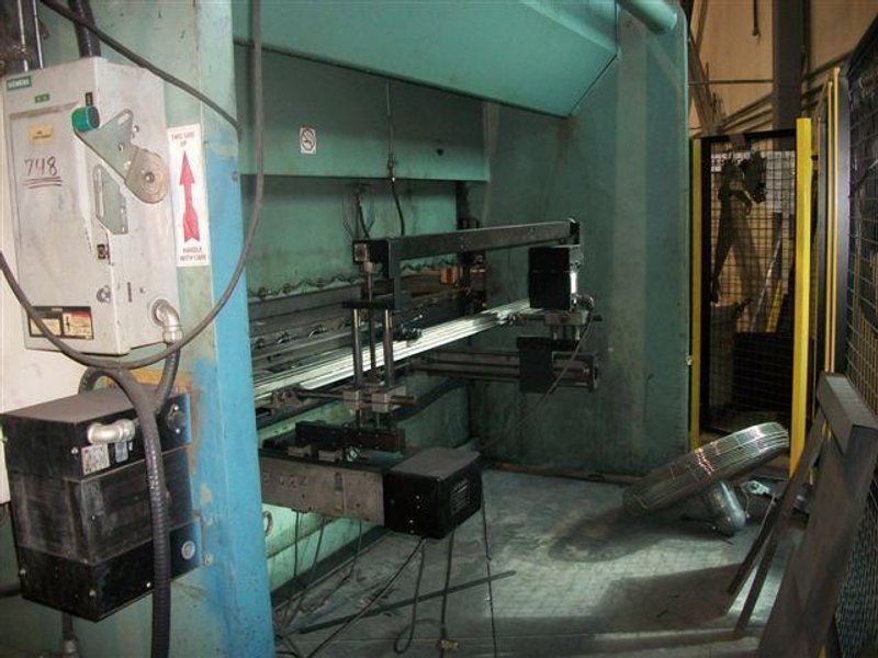 All Steel CNC Hydraulic Press Brake, 3 AXIS, 12′ X 230 Ton Capacity STOCK #3638