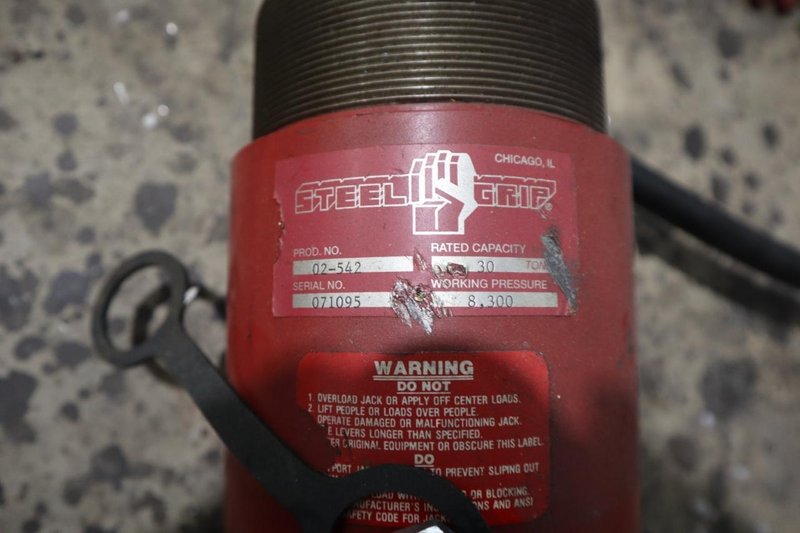 Hydraulic Power Units, Barrel Pumps, Large Ridgid Pipe Cutter- Auction Item