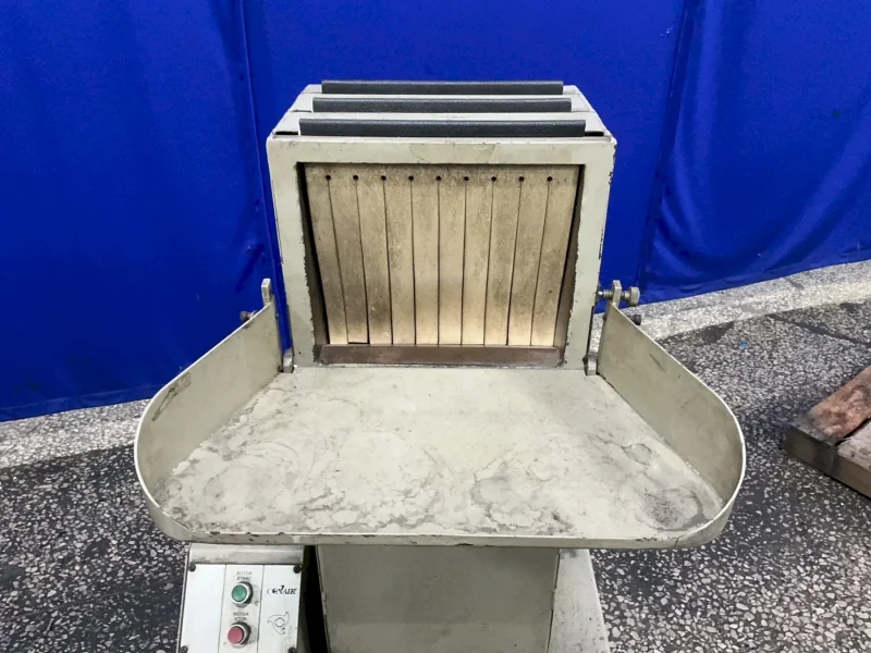 CONAIR ~ 7” X 9” X 7” GRANULATOR  -  JC-810
