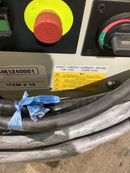 FANUC LR MATE 200iD w/ R-30iB Mate PLUS Controller, Gripper EOA Included USED