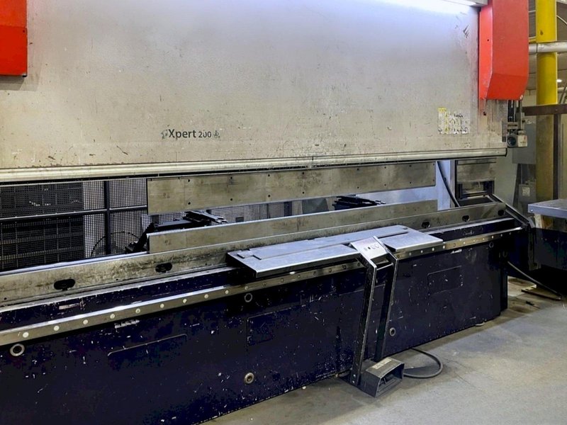 Bystronic Xpert 200/3100