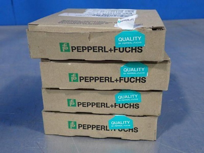 PEPPERL+FUCHS READ/WRITE DEVICE   -  IQT1-F61-R4-V1