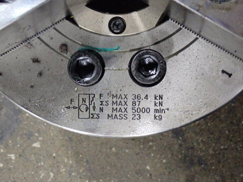 SAMCHULLY 9" 9" 3 JAW CHUCK  -  MH-208BVI