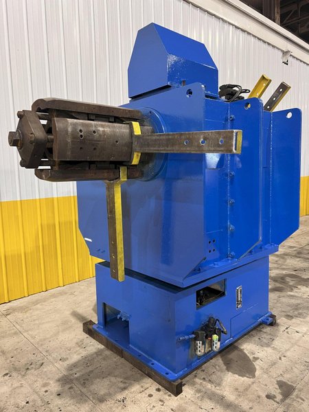 11,000 LB X 24&quot; X 70&quot; DATEC MODEL #UCM-5000W DOUBLE END MOTORIZED COIL REEL UNCOILER: STOCK #18642