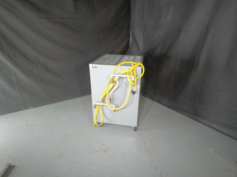 Mokon Iceman Portable Chiller, AC2001H1, 2007