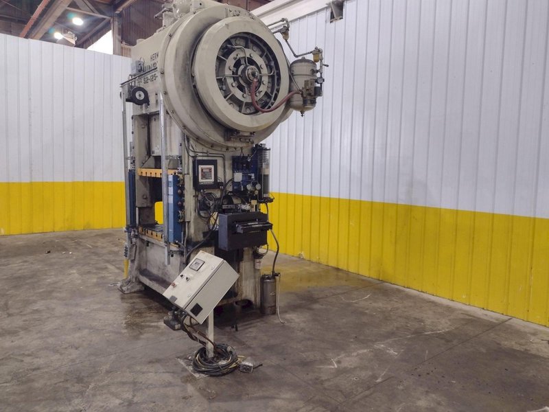 125 TON MINSTER MODEL #S2-125-48-36 SSDC PRESS, 10" STROKE: YOBRO #25090