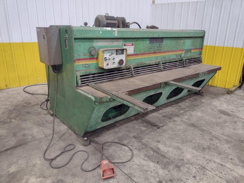 10&#039; X 1/4&quot; ACCURPRESS MODEL #825010 LP HYDRAULIC SHEAR: YOBRO #24451