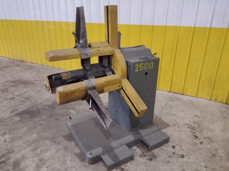 2500 LB X 24&quot; AMERICAN MODEL 60 COIL REEL UNCOILER: YOBRO #23909