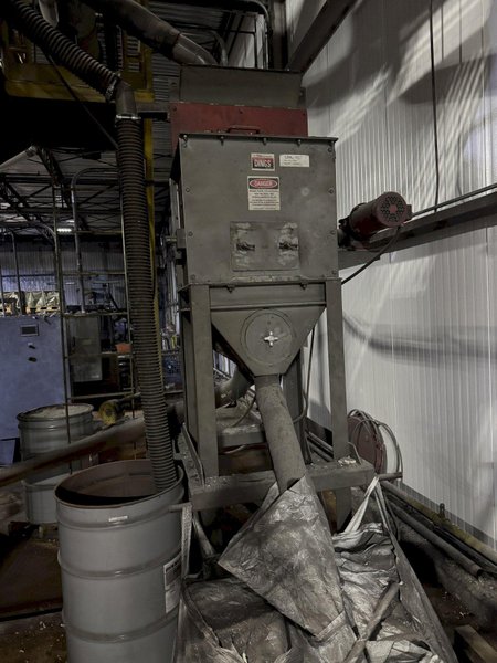34 CU FT BLAST CLEANING TECHNOLOGIES MODEL #M-34 TUMBLE BLAST MACHINE: YOBRO #23908
