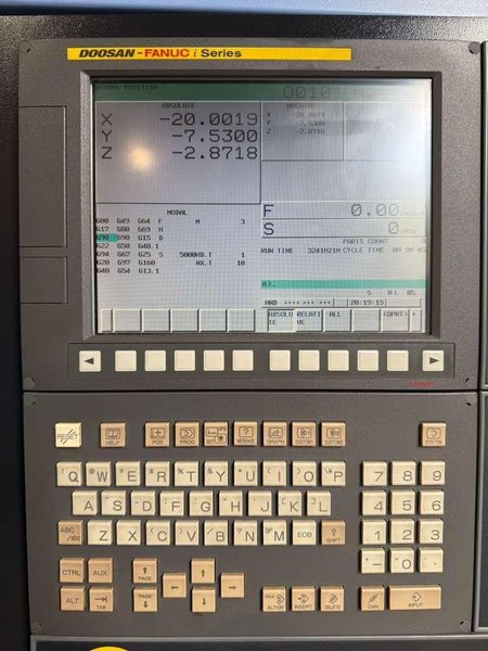 Doosan DNM-500II CNC Vertical Machining Center – TSC Mill