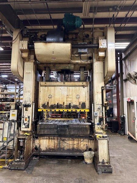 200 ton Brown Boggs SS2-200-72-42 Straight Side Mechanical Press For Sale