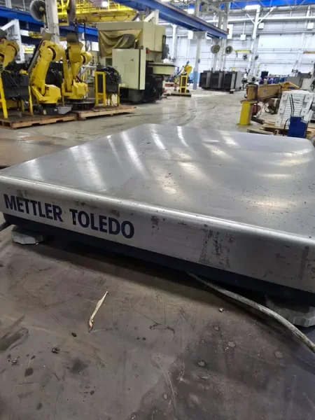 METTLER TOLEDO PANTHER W/ SCALE USED