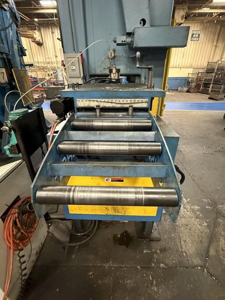 Nidec-CHS Automation Servo Feed Straightener - 18" Maximum Coil Width