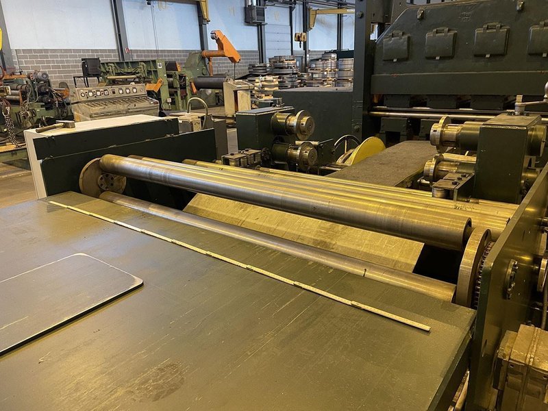 ZM 2050 x 4 mm decoiling &amp; cut to length &amp; slitting