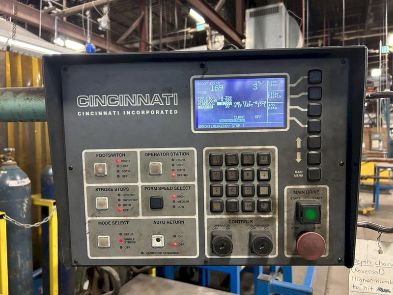 90 TON X 8&#039; CINCINNATI MODEL 90CBII-6 HYDRAULIC PRESS BRAKE: STOCK #18664