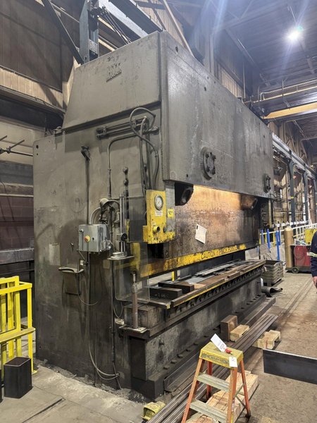 750 TON X 14' HTC 750G HYDRAULIC PRESS BRAKE. STOCK # 1002525