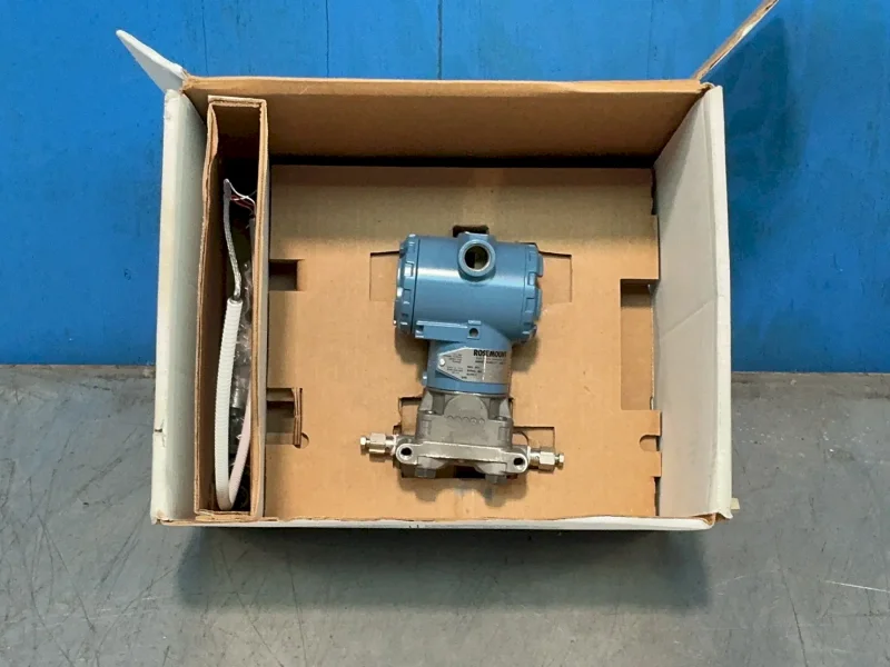 ROSEMOUNT 800PSIG PRESSURE TRANSMITTER  -  3095MA2CABA15AA001AB