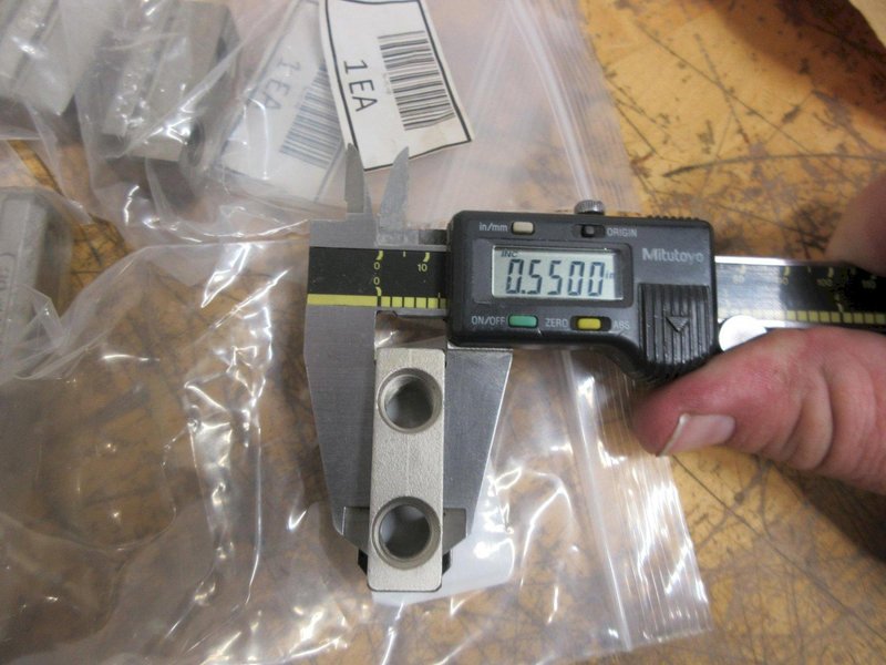 Samchully and Other Brand Lathe T-Slot Nuts, Dozens of Pcs- Auction Item
