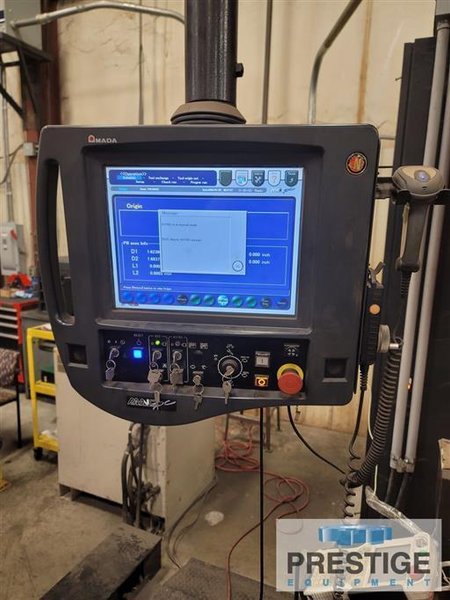 Amada HDS2204NTW 242 Ton x 14&#039; 8-Axis CNC Press Brake W/Robotic Manipulator