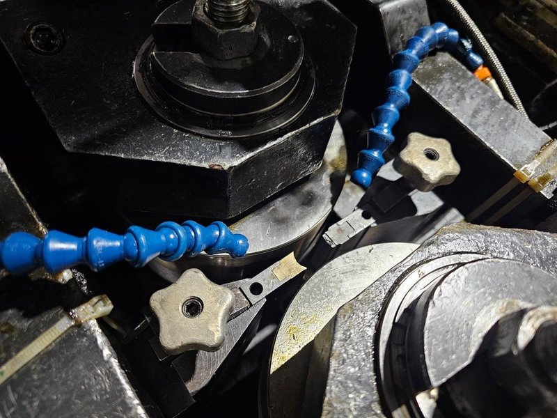 Kinefac Model MC-15V Two Die Thread Rolling Machine