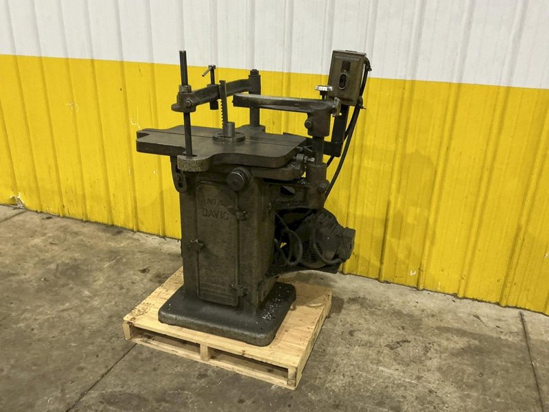 DAVIS KEYSEATER MODEL #4 : YOBRO #24817