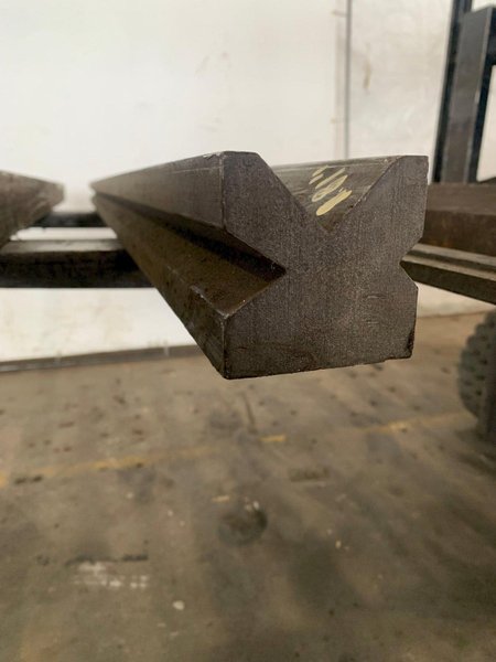 6&#039;9&quot;(81&quot;) 3-WAY PRESS BRAKE BOTTOM 90 DEGREE FEMALE DIE. STOCK # 0876324