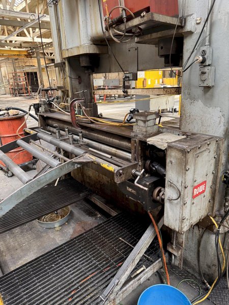 440 TON CLEARING NIAGARA SC2-400-120-60 STRAIGHT SIDE DOUBLE CRANK PRESS(NEW IN 1998) STOCK # 0328626