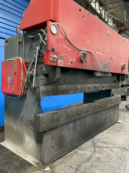 HYDRA TOOL COMPANY PRESS BRAKE  -  150 G