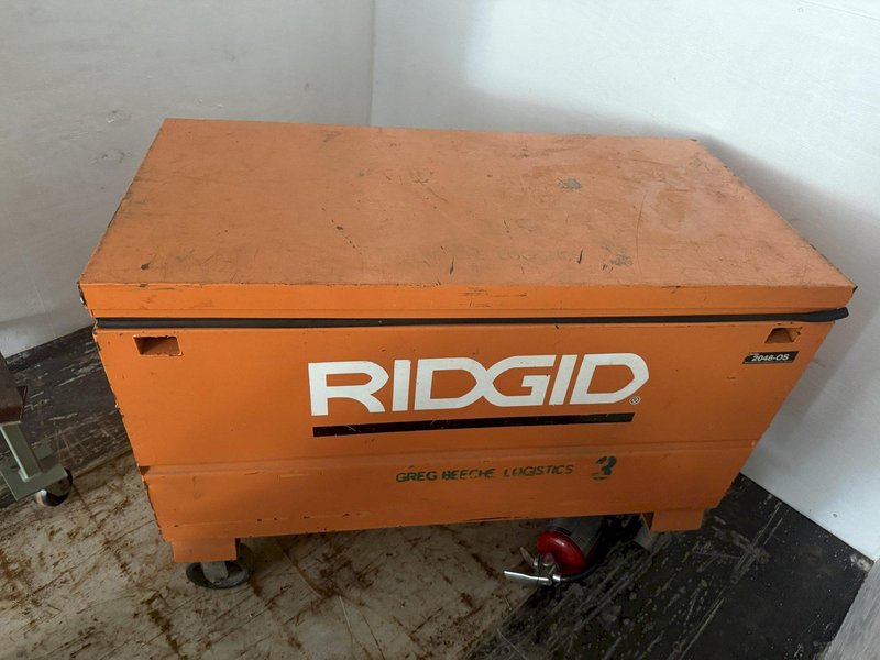 48" X 24" RIDGID MODEL #2048-OS STORAGE CHEST ONSITE JOB BOX : YOBRO #25665