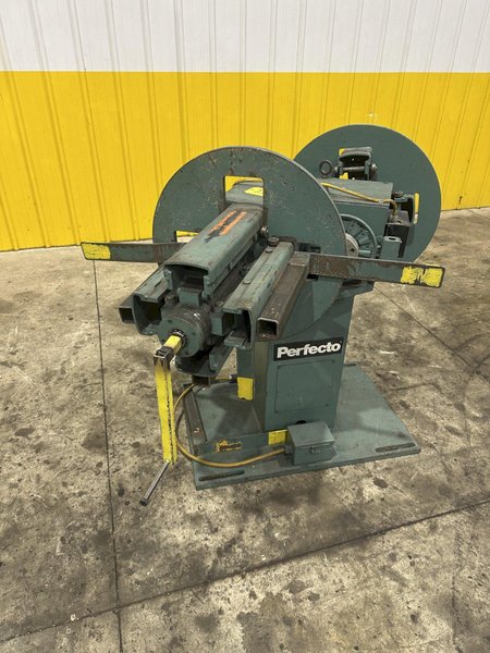 2,000 LBS X 13&quot; PERFECTO MODEL #RD1-12B DOUBLE END COIL REEL UNCOILER: STOCK #23245
