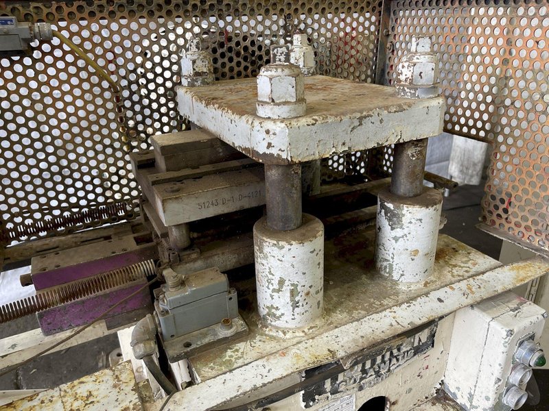 18 TON TISHKEN 4 POST CUTOFF PRESS: STOCK #76594