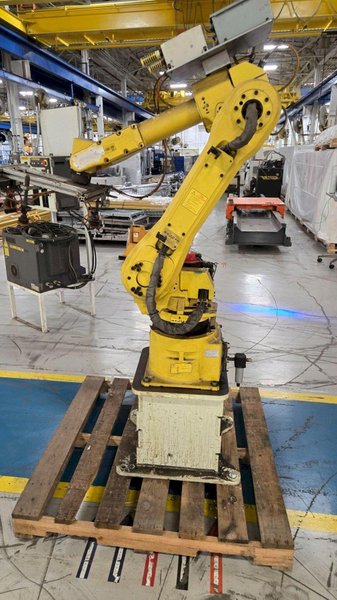 FANUC M-16IB/20 + R-J3IB ROBOT ARM AND CONTROL PANEL NO TEACH PENDANT USED