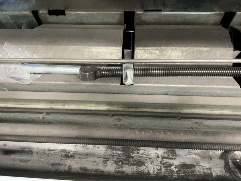 HAAS 48” BAR FEEDER  -  SERVO BAR 300