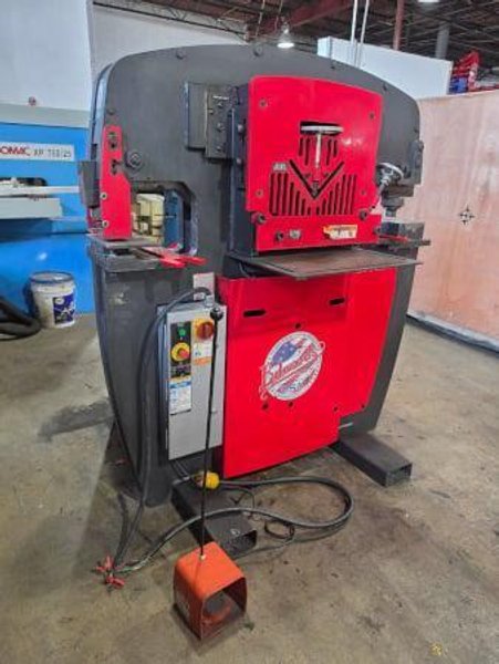 Edwards 100 Ton Ironworker (#5967)