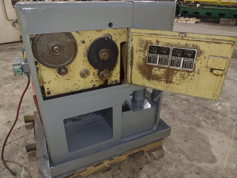 2&quot; REED MODEL B-111 CYLINDRICAL 2-DIE HORIZONTAL THREAD ROLLER THREADER: STOCK #16954