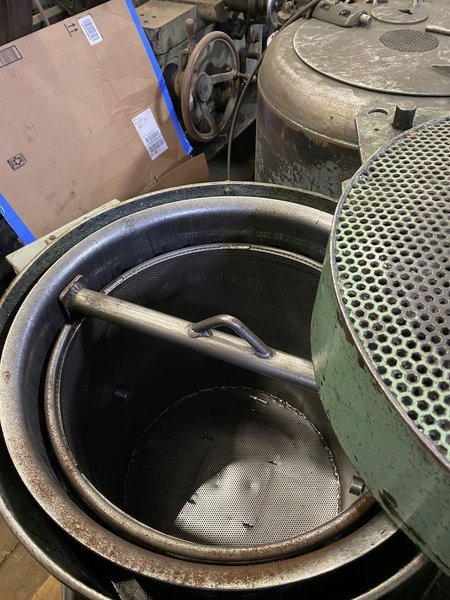 New Holland Model K90 Spin Dryer