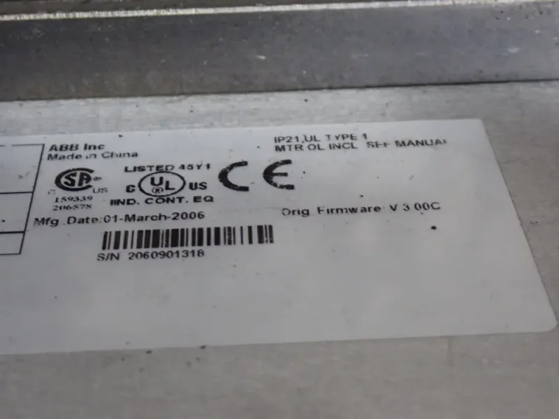 ABB VARIABLE FREQUENCY DRIVE (VFD)  -  ACS550-U1-012A-4