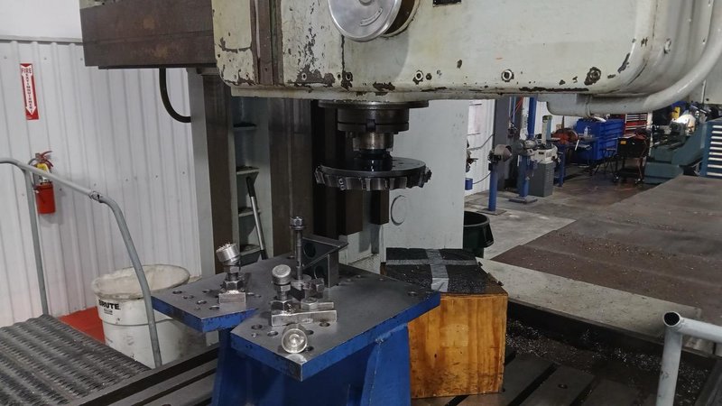 Kollman,  164″ x 59″ Table, MA 64 Planer Type Mill, 1962- Vertical and Horizontal Spindle.