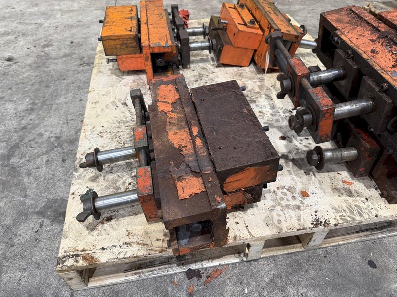 DAHLSTOM ROLLFORMER HEADS / GEAR BOXES, FOR 2.5&quot; SPINDLES: STOCK #23425