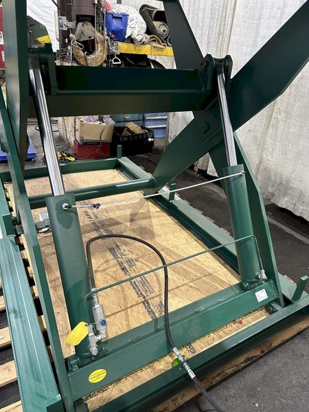 10,000 LB SOUTHWORTH MODEL #DL10-60 HYDRAULIC LIFT TABLE: STOCK #77837