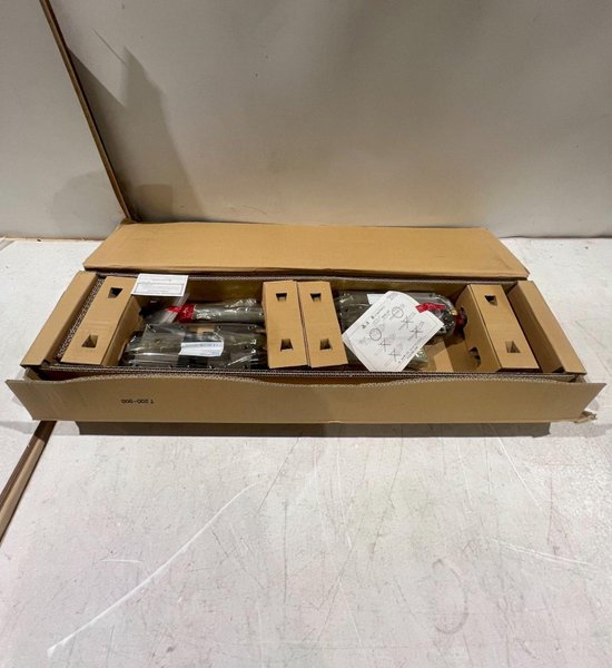 THK 11635 10047 97100 LINEAR BEARINGS (2 PER) NEW