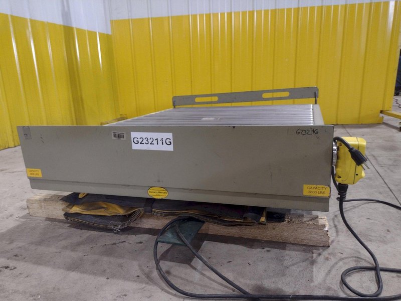 3800 LBS X 60" X 42" SOUTHWORTH MODEL #LS4-36 HYDRAULIC SCISSOR LIFT TABLE WITH ROLLER TOP, 110 VOLT: STOCK #20883