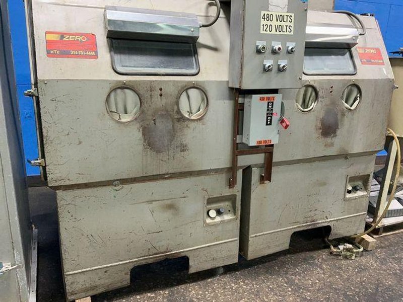 ZERO MFG SAND BLAST CABINET  -  BNP 220