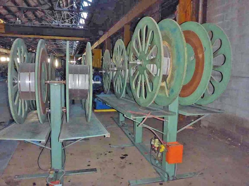 BURR OAK DOUBLE VERTICAL HAIRPIN BENDER STOCK #3061