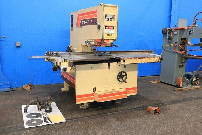40 TON STRIPPIT HYDRAULIC SINGLE END PUNCH FABRICATOR MODEL 30/40 HD