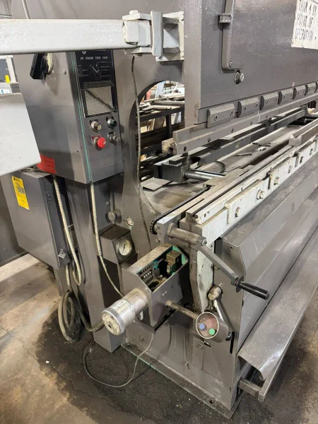USED PROMECAM MODEL RG-80-30 10' x 88 TON UP-ACTING HYDRAULIC PRESS BRAKE