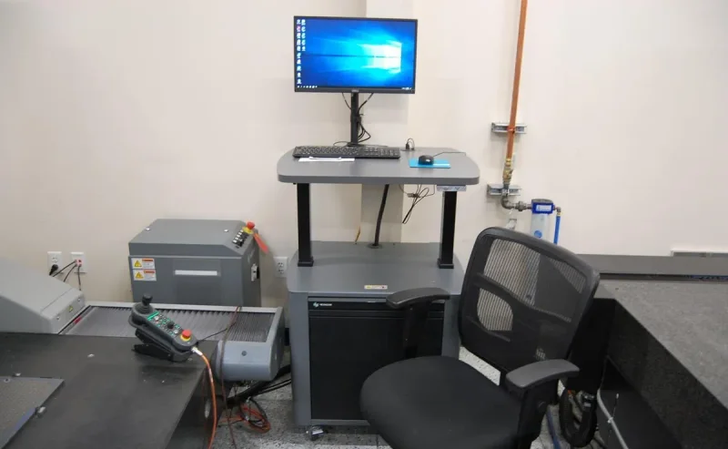 2018 HEXAGON Global Image 12.15.10 | Coordinate Measuring Machines