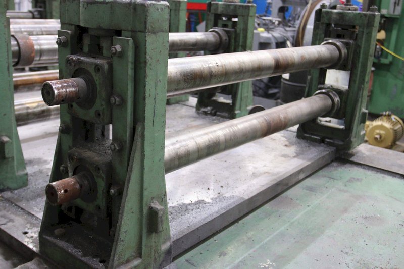 13 STANDS X 3&quot; X 44&quot; BRADBURY ROLLFORMER: STOCK #69558